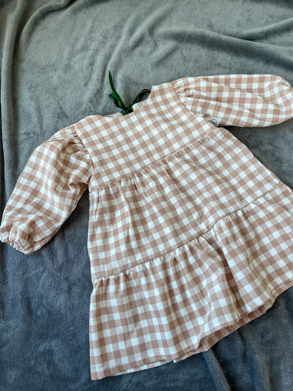 Vestido xadrez bege adulto e bebé/criança